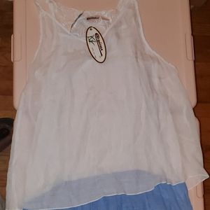 Sleeveless 2 piece top